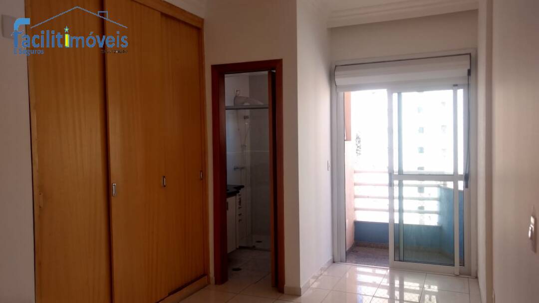 Apartamento à venda com 4 quartos, 188m² - Foto 14