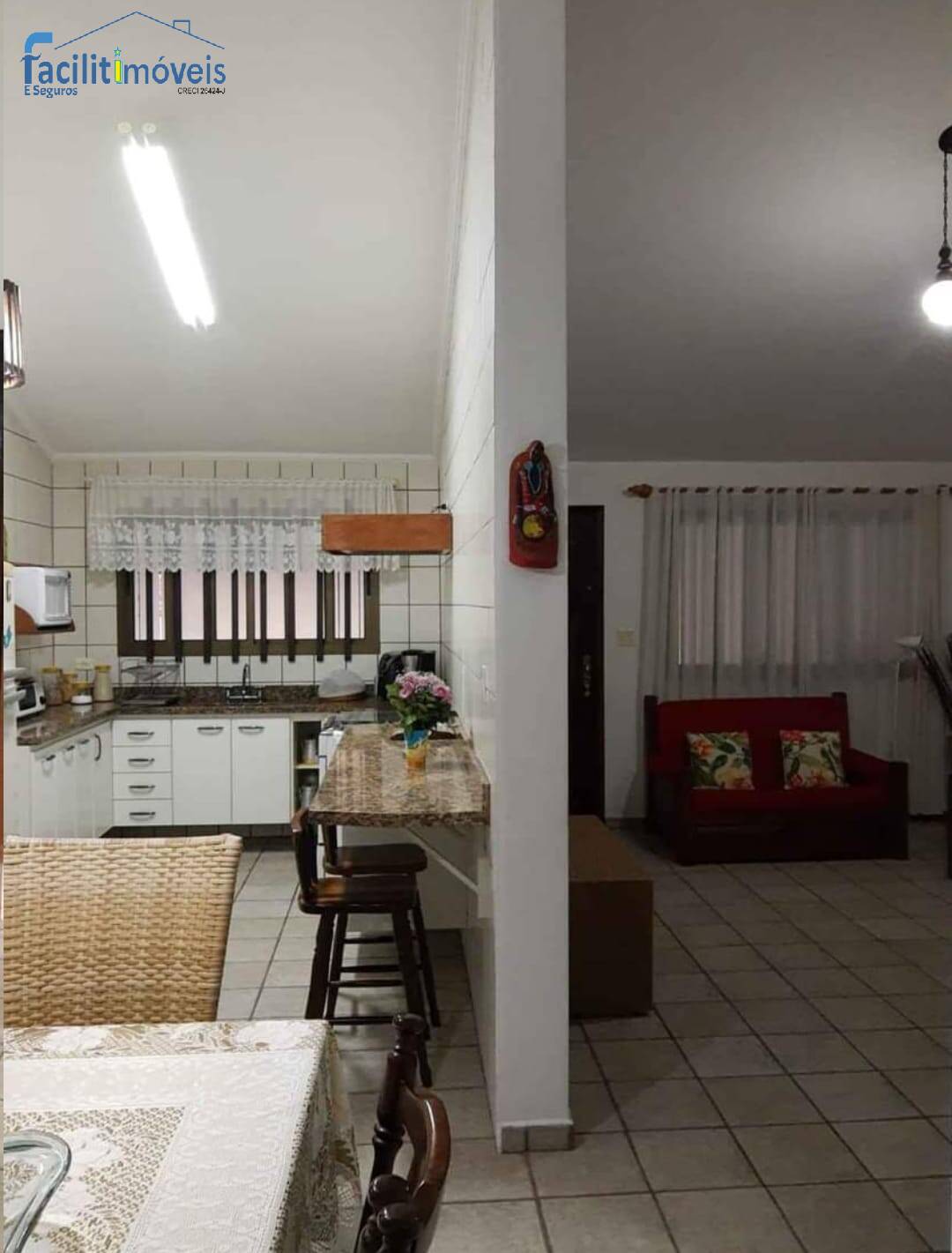 Casa à venda com 2 quartos, 200m² - Foto 2