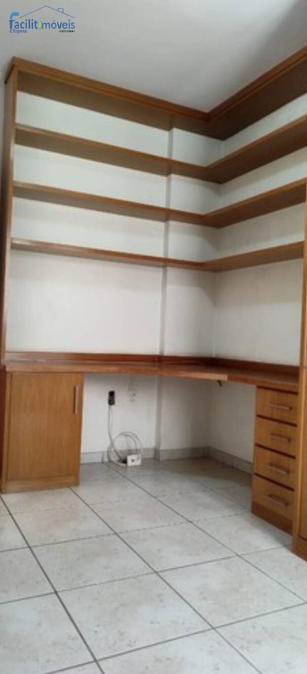 Apartamento à venda com 2 quartos, 66m² - Foto 13