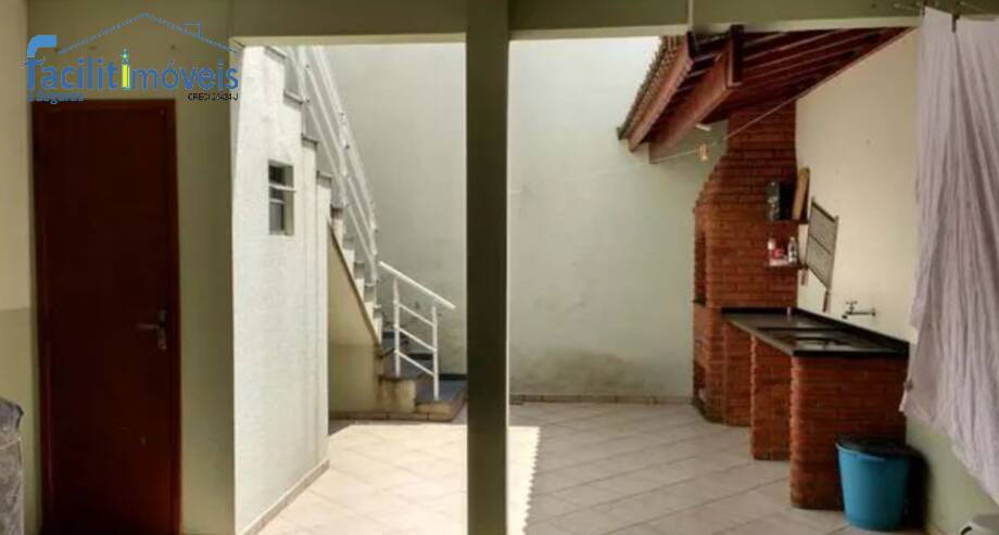 Sobrado à venda com 4 quartos, 243m² - Foto 3