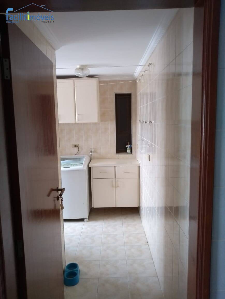 Apartamento à venda com 3 quartos, 140m² - Foto 22