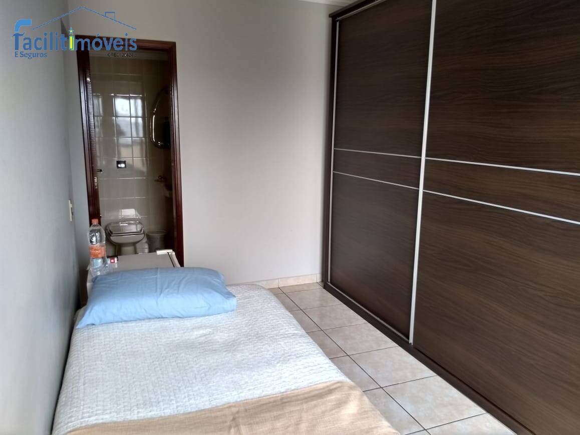 Apartamento à venda com 3 quartos, 140m² - Foto 35