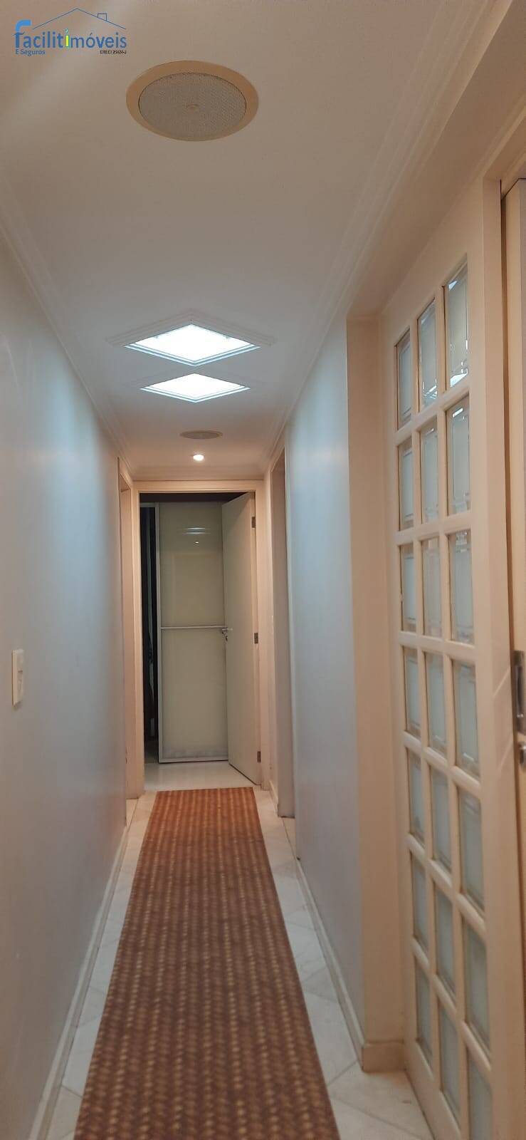 Apartamento à venda com 3 quartos, 156m² - Foto 11