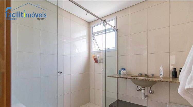 Apartamento à venda com 3 quartos, 145m² - Foto 23