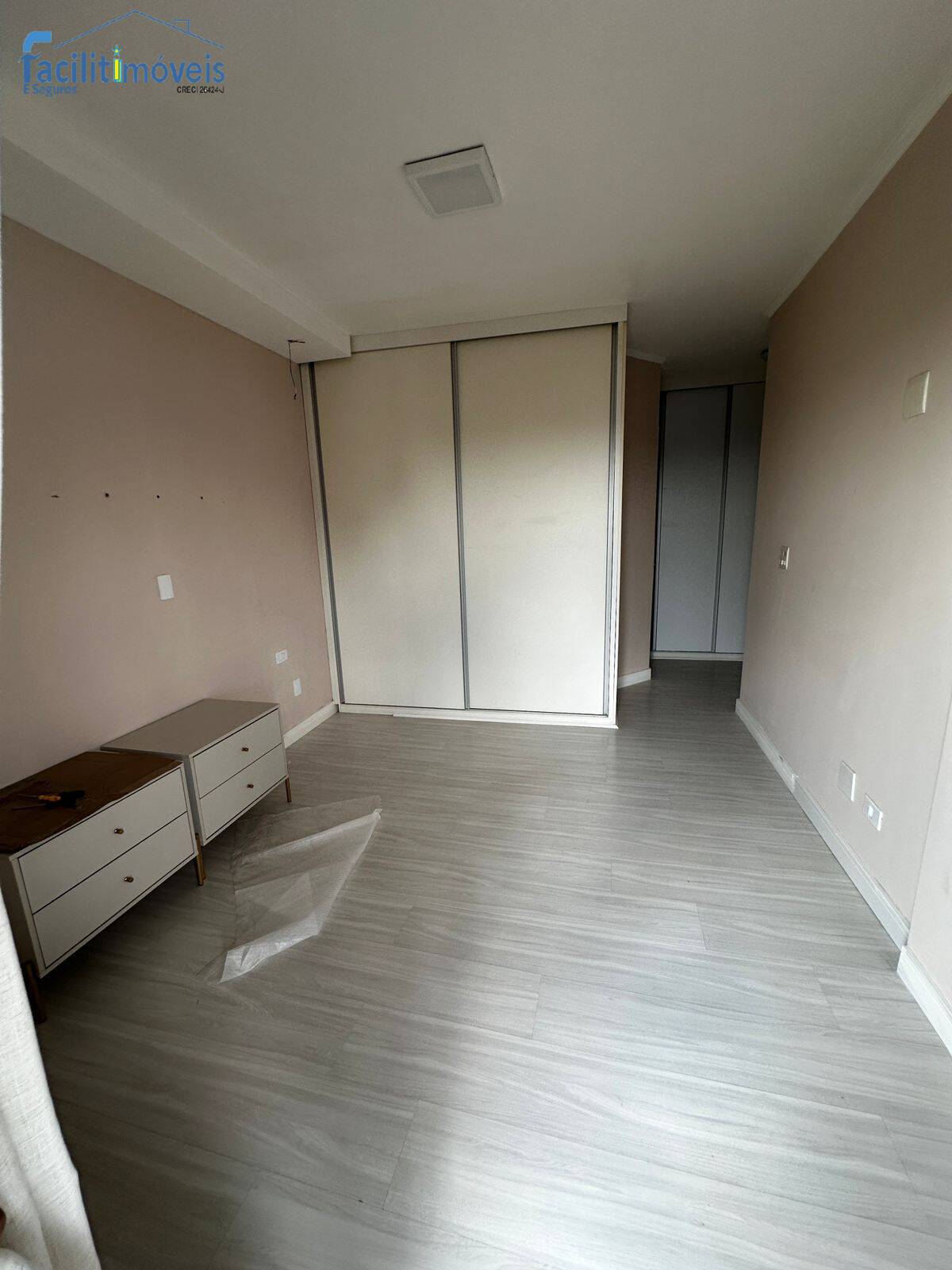 Apartamento à venda com 4 quartos, 188m² - Foto 20