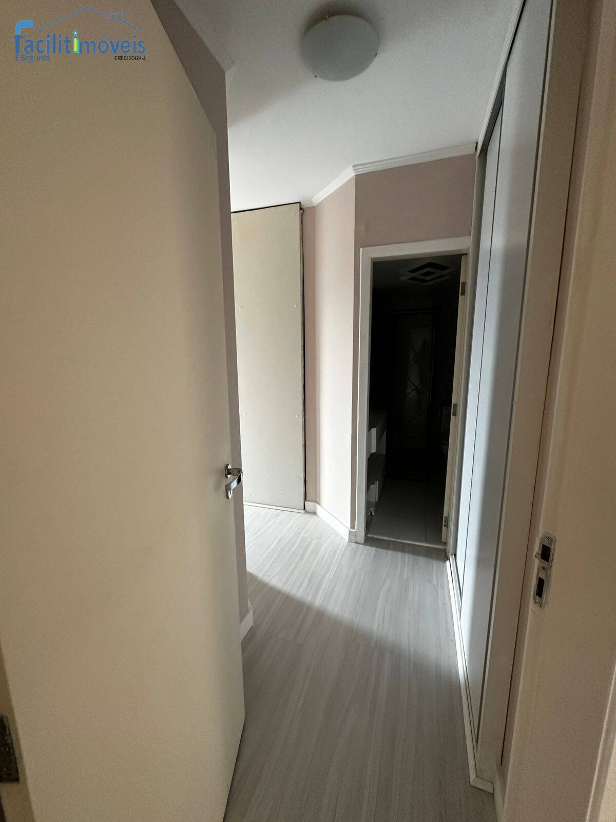 Apartamento à venda com 4 quartos, 188m² - Foto 11