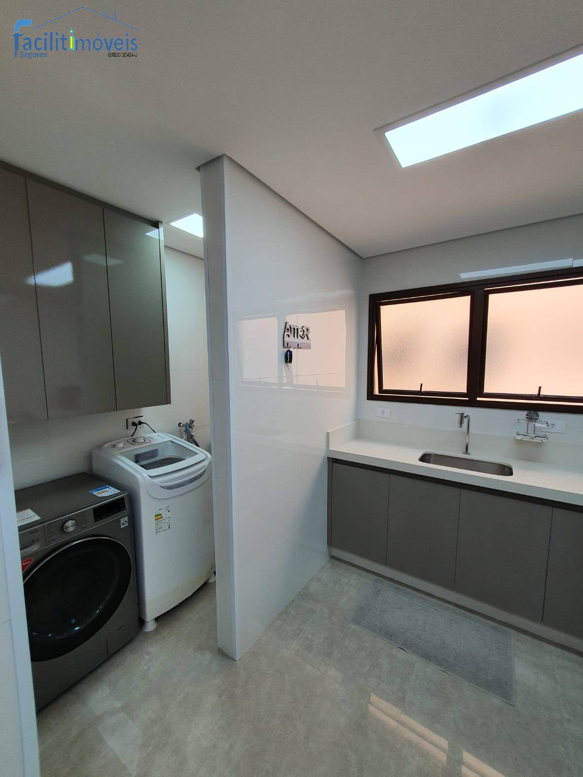 Apartamento à venda com 2 quartos, 79m² - Foto 10