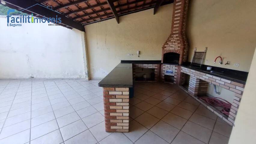 Casa à venda com 2 quartos, 70m² - Foto 15