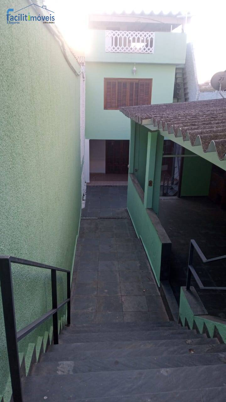 Sobrado à venda com 5 quartos, 338m² - Foto 15