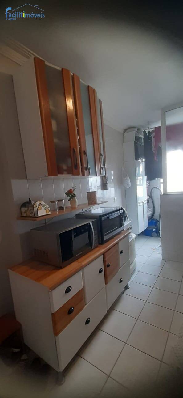 Apartamento à venda com 2 quartos, 70m² - Foto 13