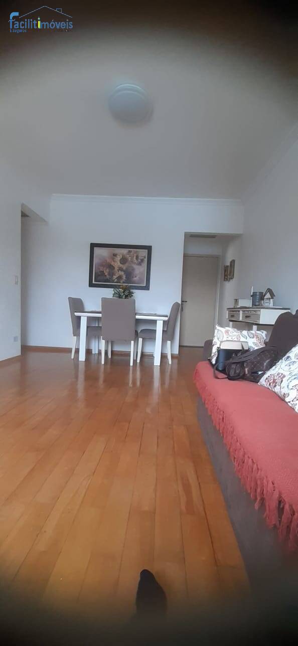 Apartamento à venda com 2 quartos, 70m² - Foto 2