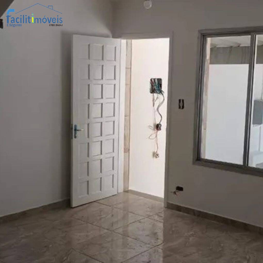 Sobrado à venda com 2 quartos, 129m² - Foto 1