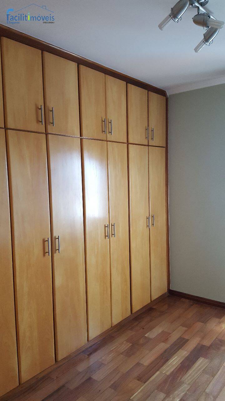 Apartamento para alugar com 3 quartos, 100m² - Foto 22