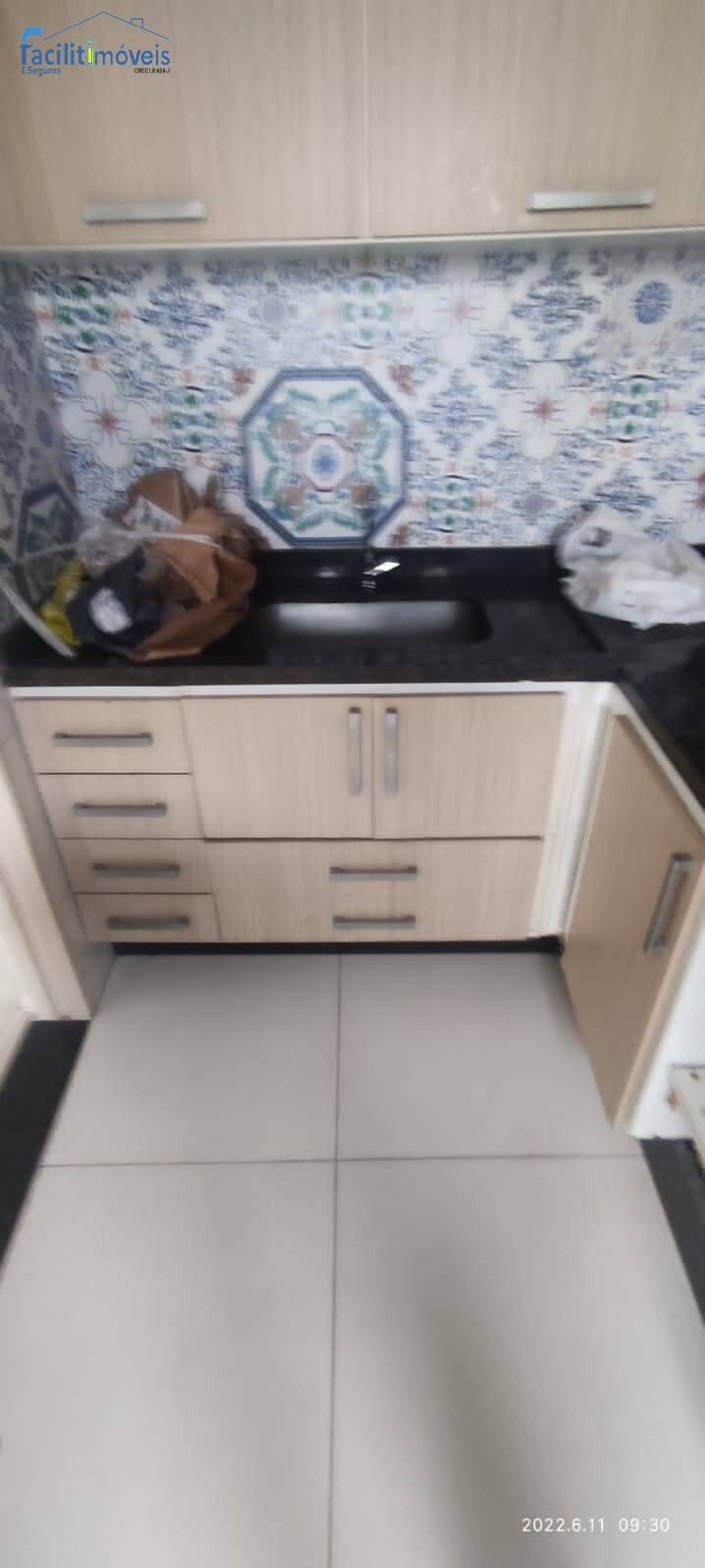 Apartamento à venda com 2 quartos, 58m² - Foto 4