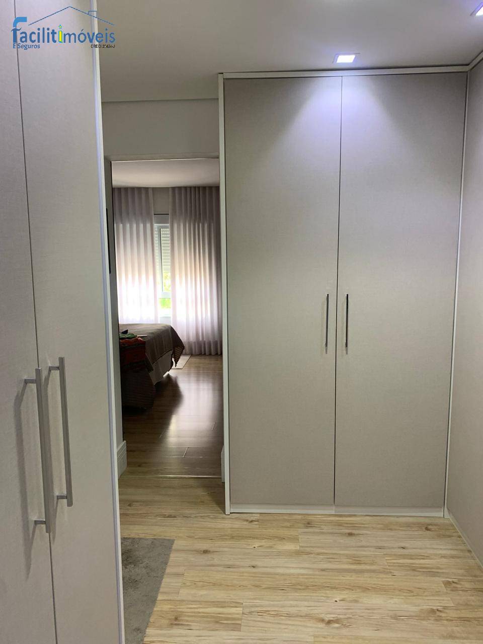 Apartamento à venda com 4 quartos, 246m² - Foto 22