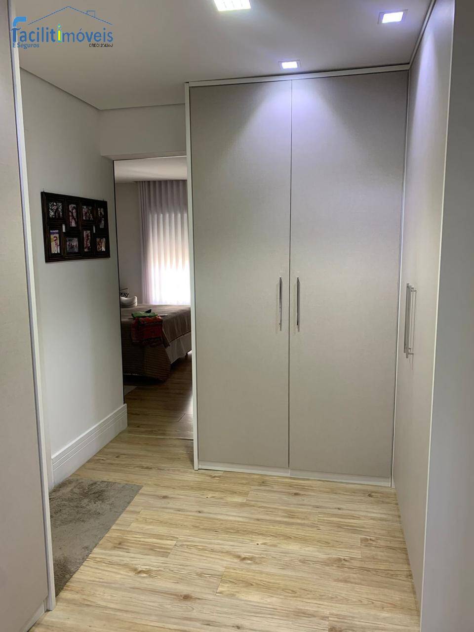 Apartamento à venda com 4 quartos, 246m² - Foto 23