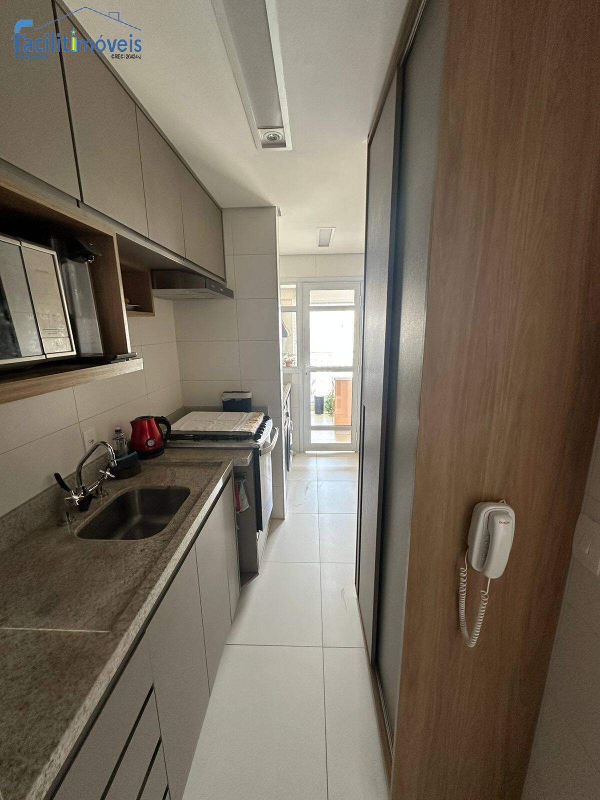 Apartamento à venda com 3 quartos, 95m² - Foto 10