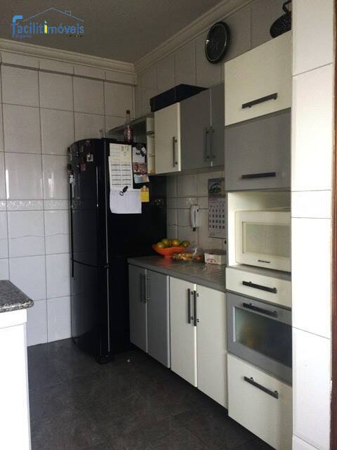 Apartamento para alugar com 3 quartos, 94m² - Foto 13