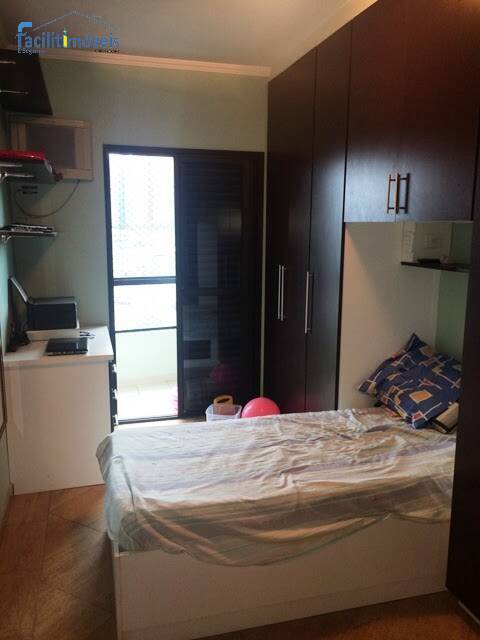 Apartamento para alugar com 3 quartos, 94m² - Foto 11